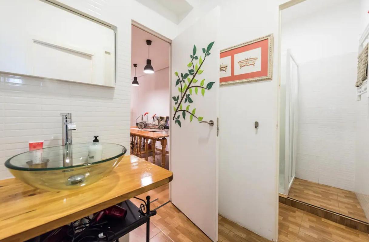 Encomienda Guest House Μαδρίτη Εξωτερικό φωτογραφία