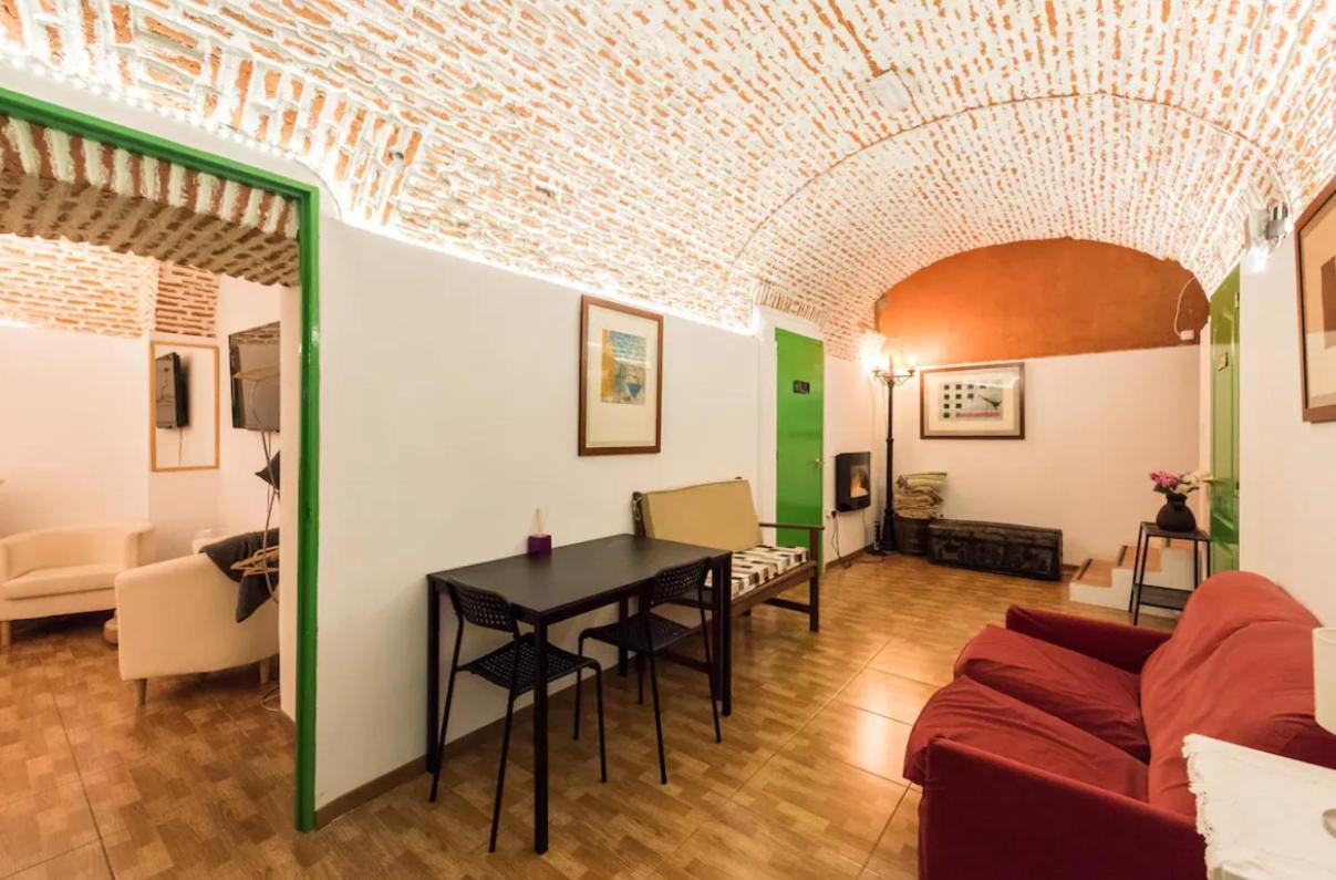 Encomienda Guest House Μαδρίτη Εξωτερικό φωτογραφία