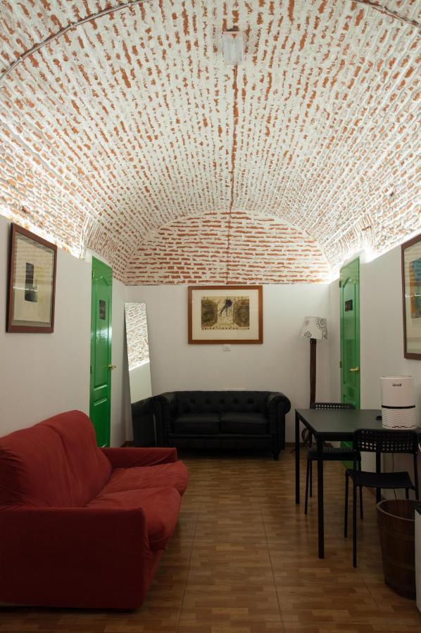 Encomienda Guest House Μαδρίτη Εξωτερικό φωτογραφία